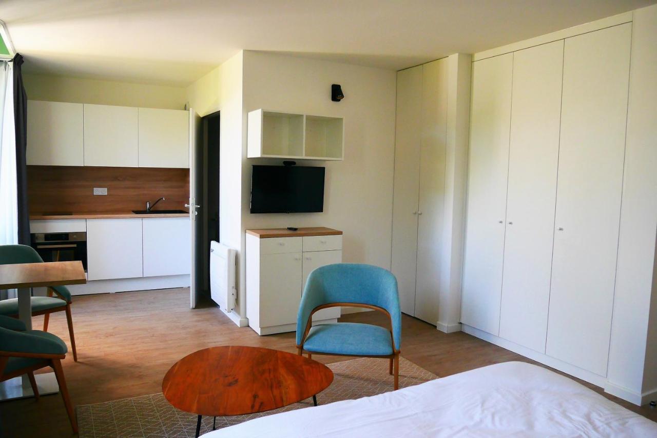 Premiere Pierre Appartement Verdelais Buitenkant foto