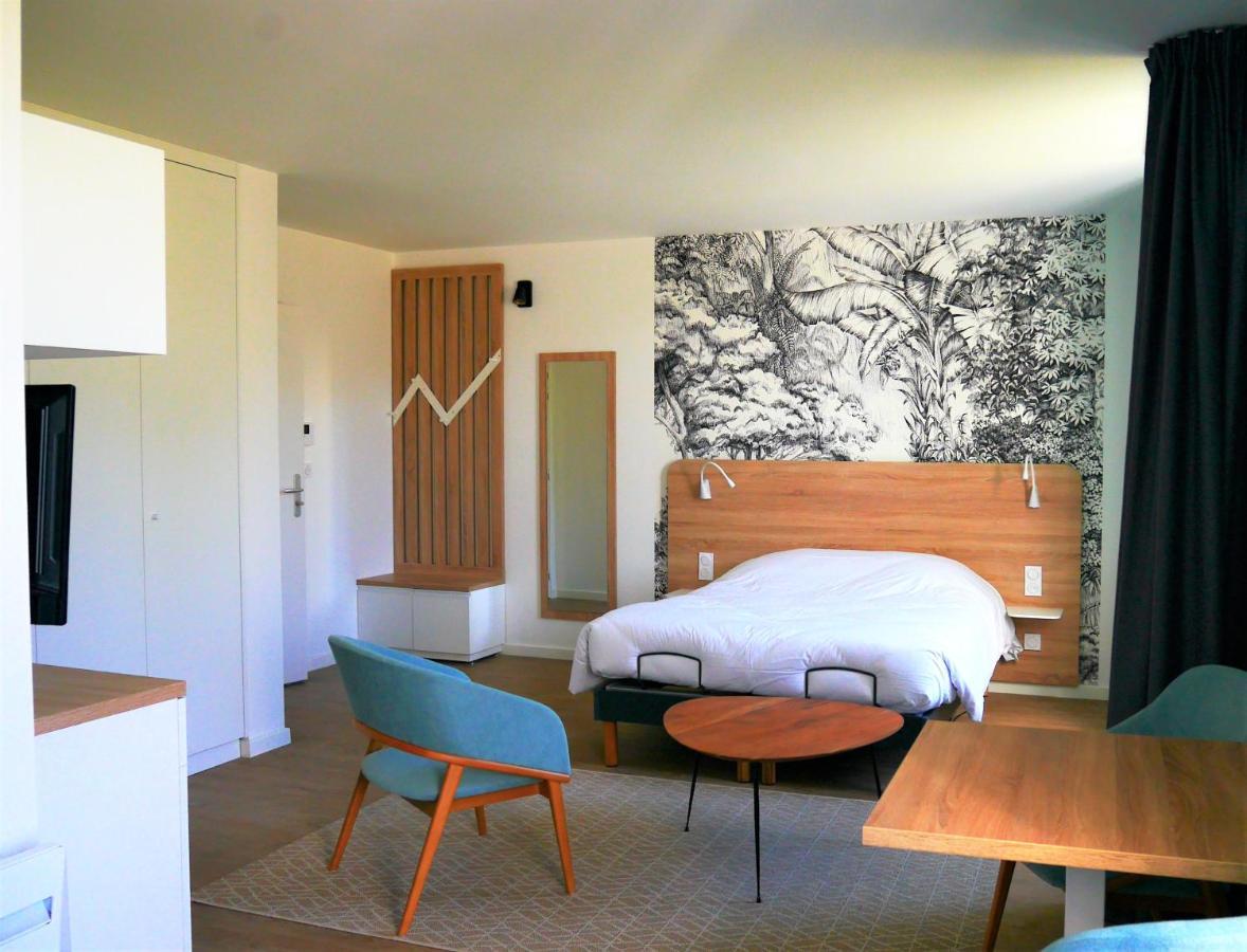 Premiere Pierre Appartement Verdelais Buitenkant foto