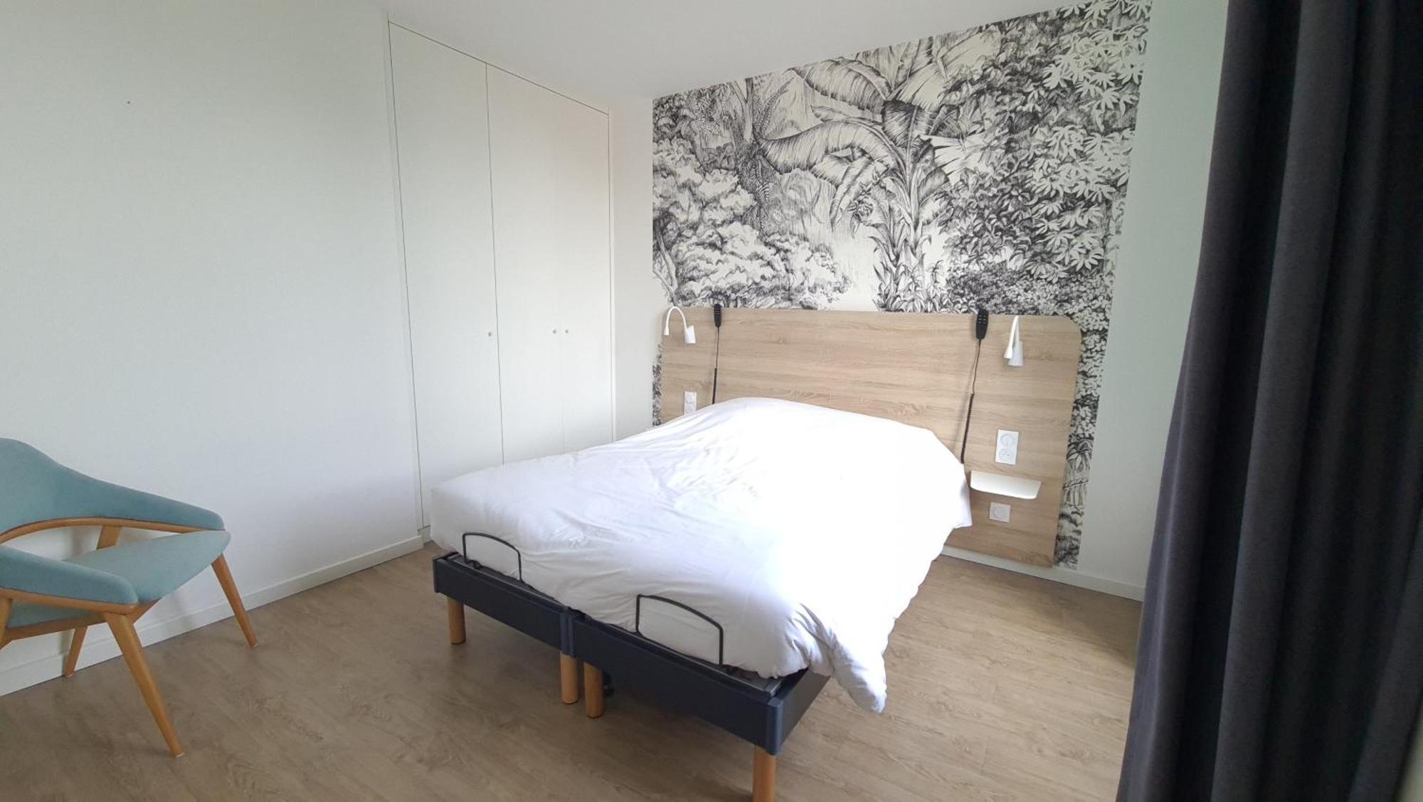 Premiere Pierre Appartement Verdelais Buitenkant foto